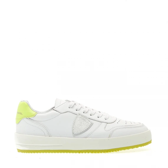 Nice bianca e giallo fluo