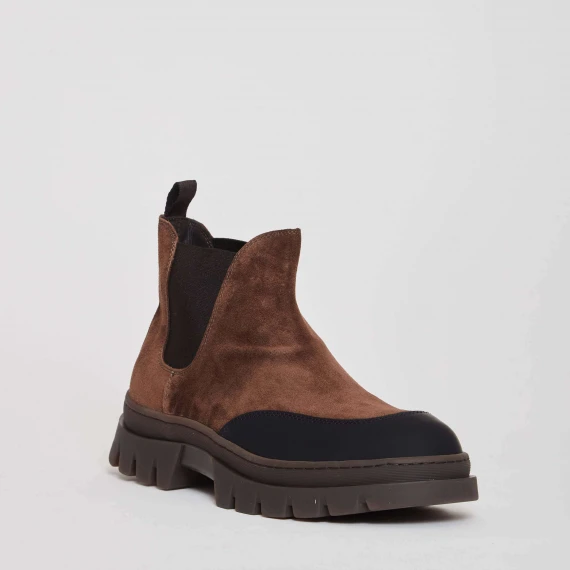stivaletto in camoscio cognac con puntale