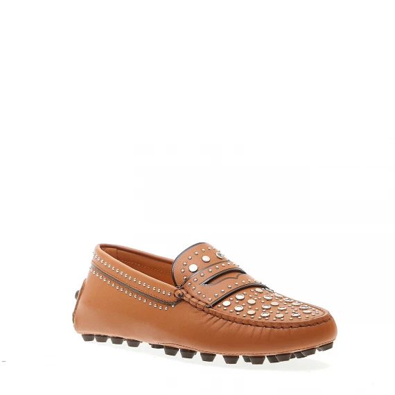 mocassino in pelle cuoio con borchie